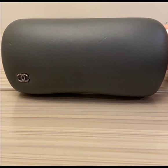 TChanel Burgundy Special Edition Bijoux Sunglasses - Picture 4 of 5